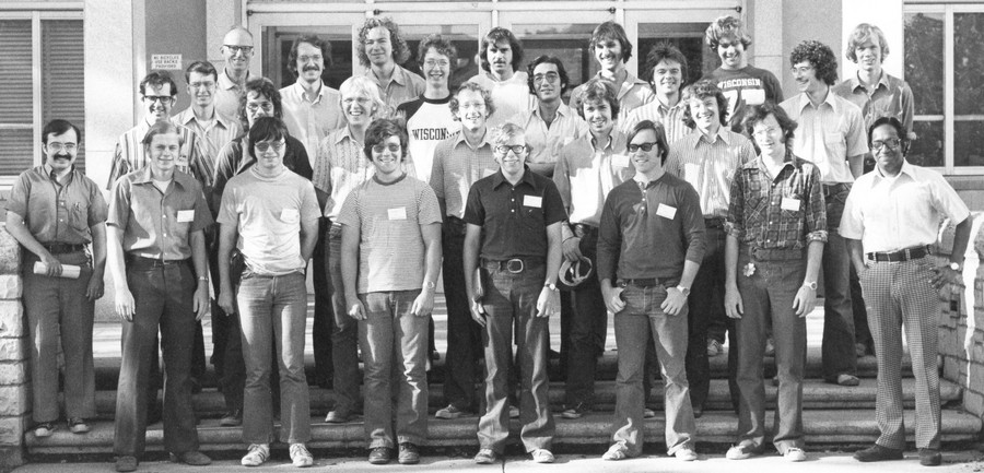 Class photo Session 1, 1975