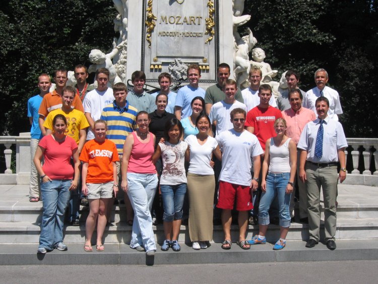 Class photo Vienna Session, 2006